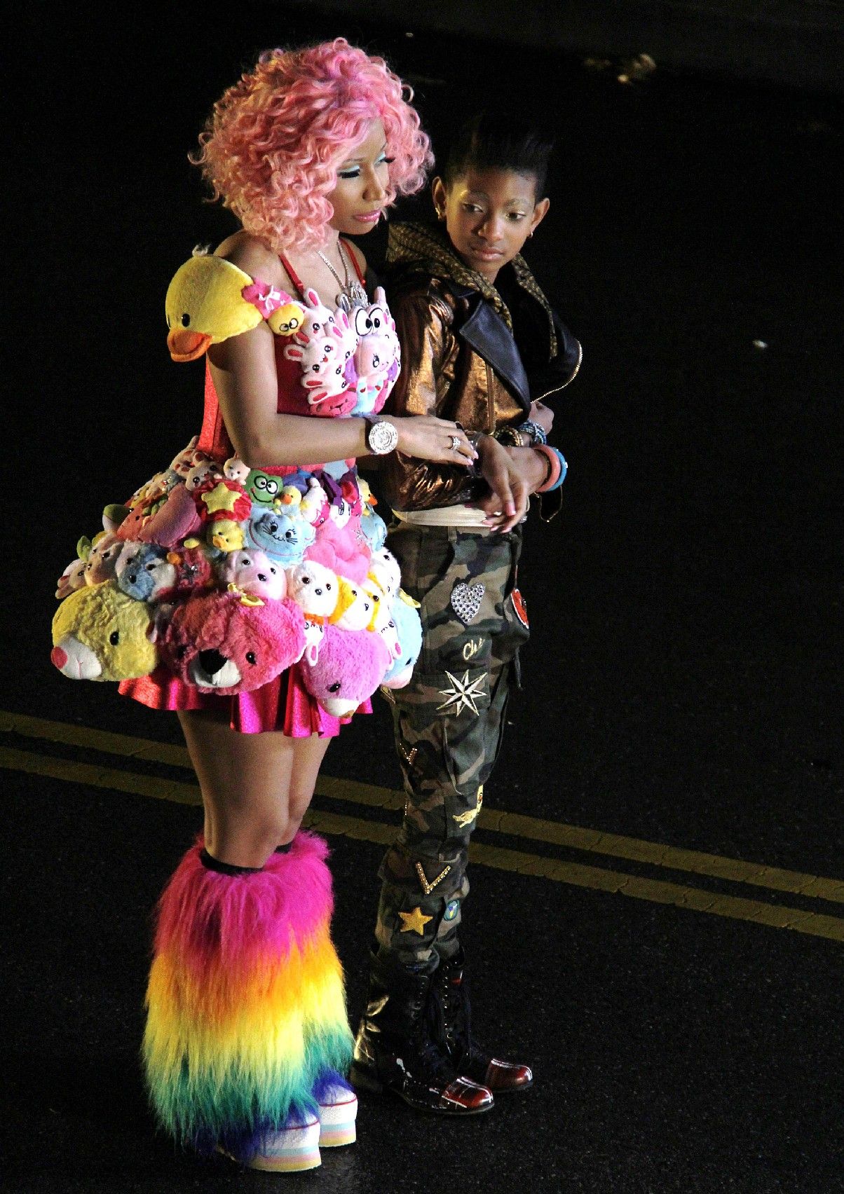 Nicki Minaj and Willow Smith on the set for the music video of 'Fireball' | Picture 118007